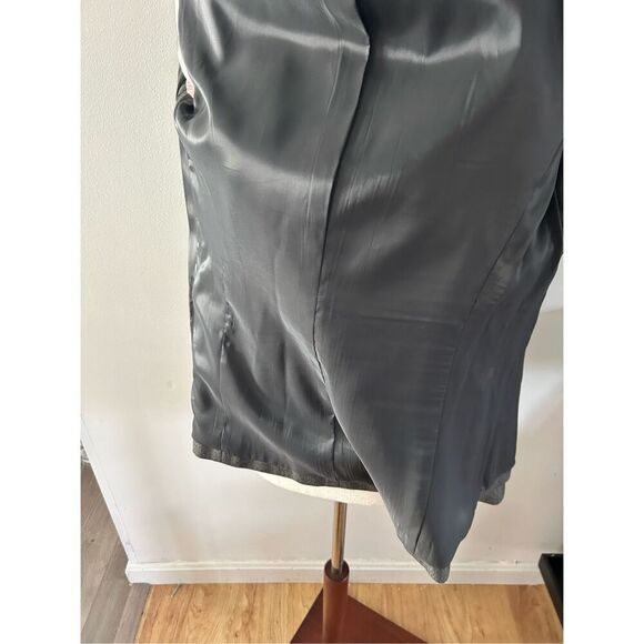 J crew gray blazer size 2 two bottom form fitting work blazer classy stylish  wo - Picture 6 of 8